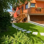 Larici Bed & Breakfast 3*